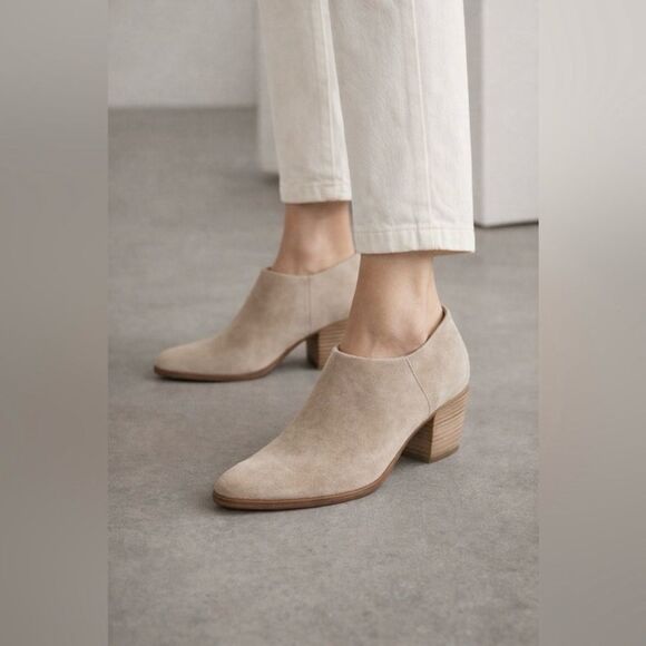 Vince Shoes - Vince Hamilton Neutral Suede Leather Block Heel Ankle Boots Womens Shoe Size 6.5